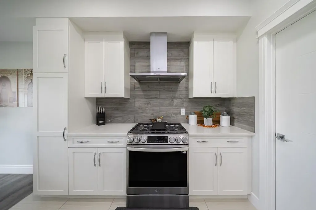340 Dixon Road Fort Mcmurray AB T9K 2X9