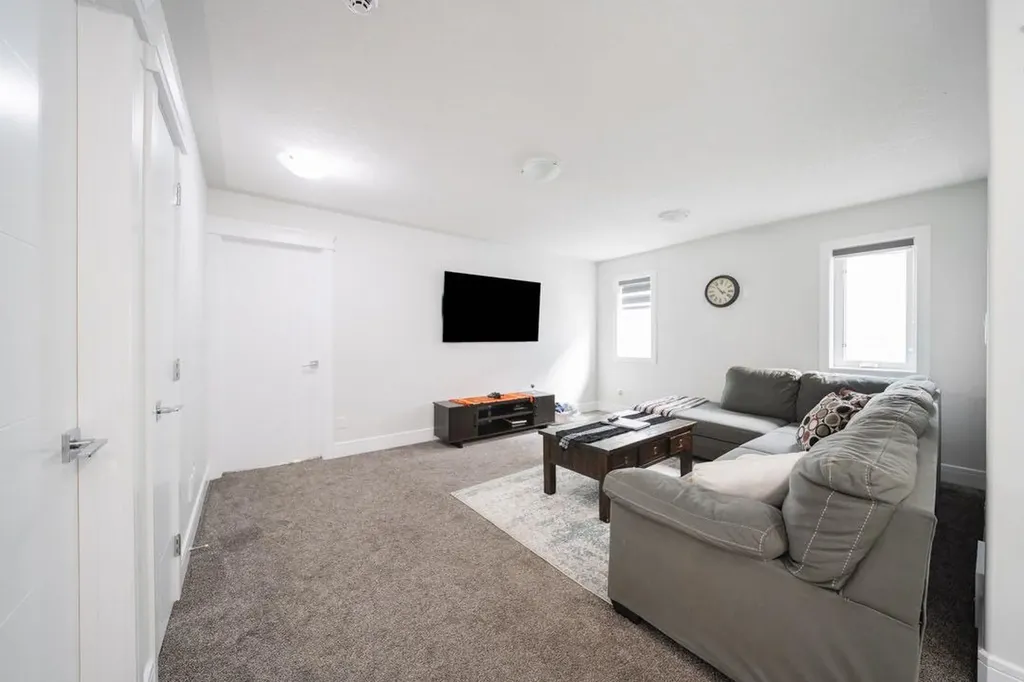 340 Dixon Road Fort Mcmurray AB T9K 2X9