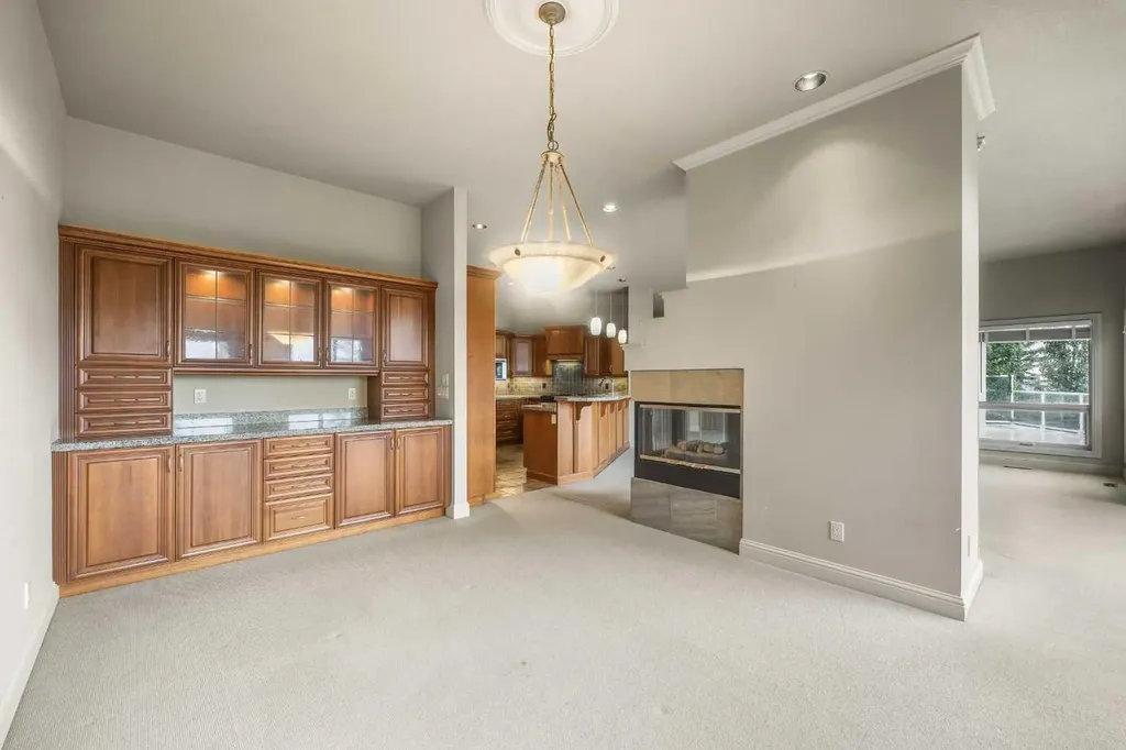 135 Hamptons Terrace NW Calgary AB T3A 5S3