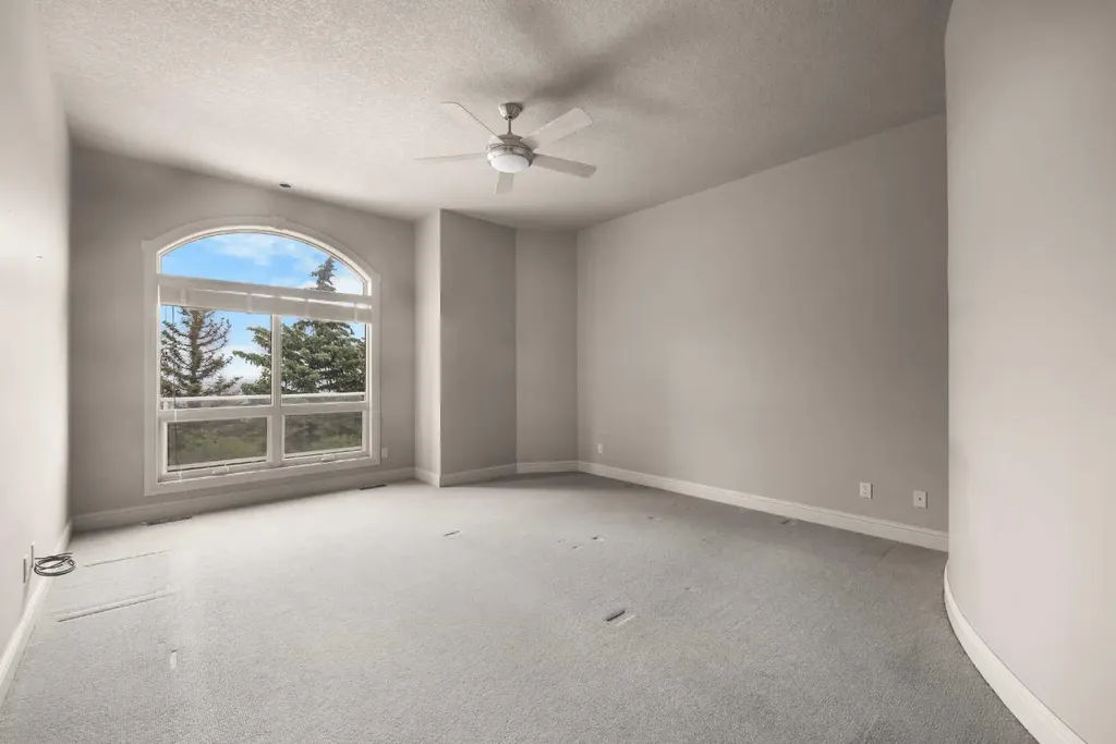 135 Hamptons Terrace NW Calgary AB T3A 5S3