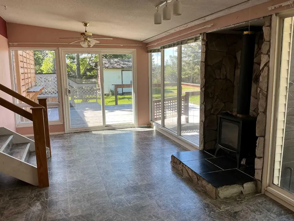 299 3rd Avenue SE Diamond Valley AB T0L 0H0
