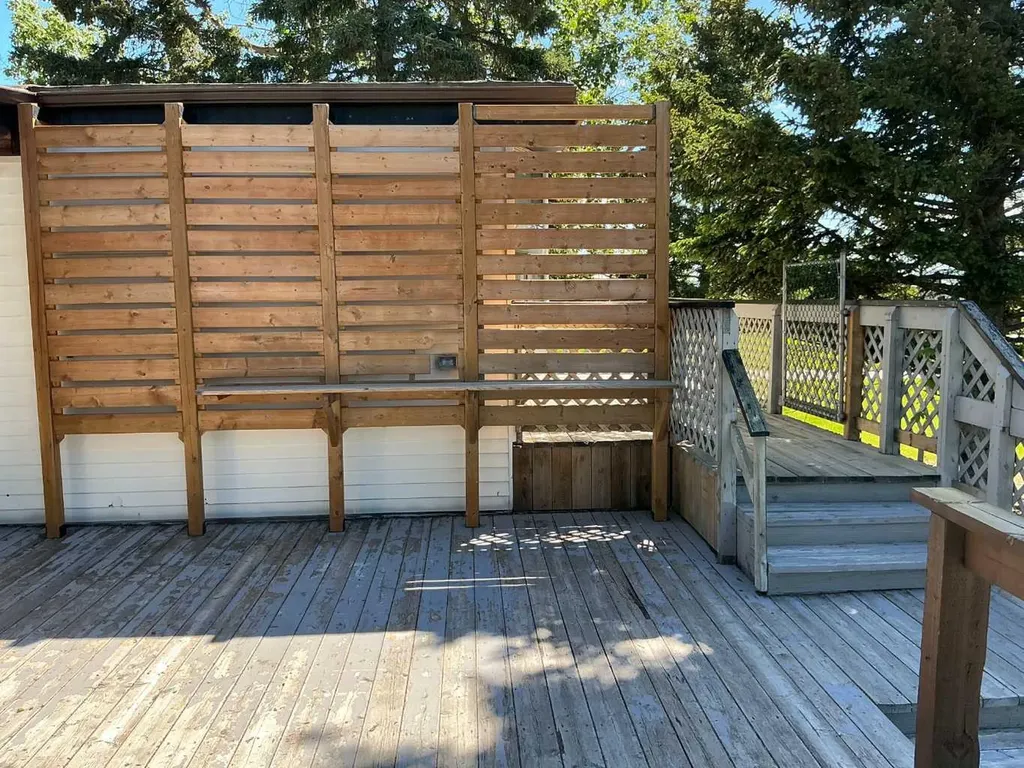 299 3rd Avenue SE Diamond Valley AB T0L 0H0