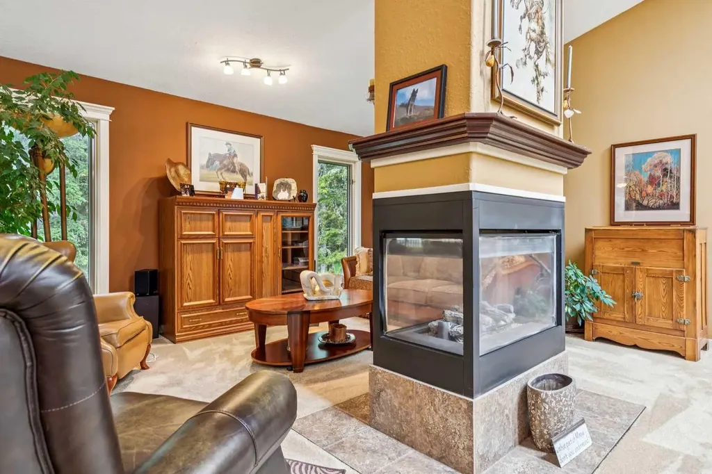 90 Hawk Eye Road Bragg Creek AB T0L 0K0