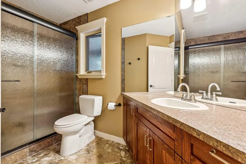 90 Hawk Eye Road Bragg Creek AB T0L 0K0