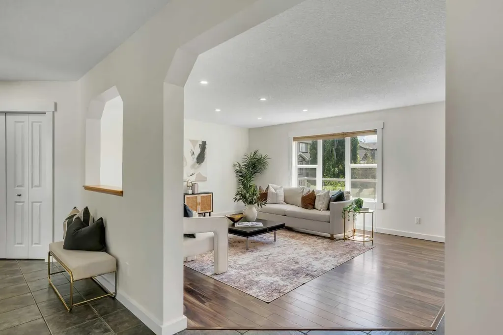438 Sagewood Park SW Airdrie AB T4B 3A9