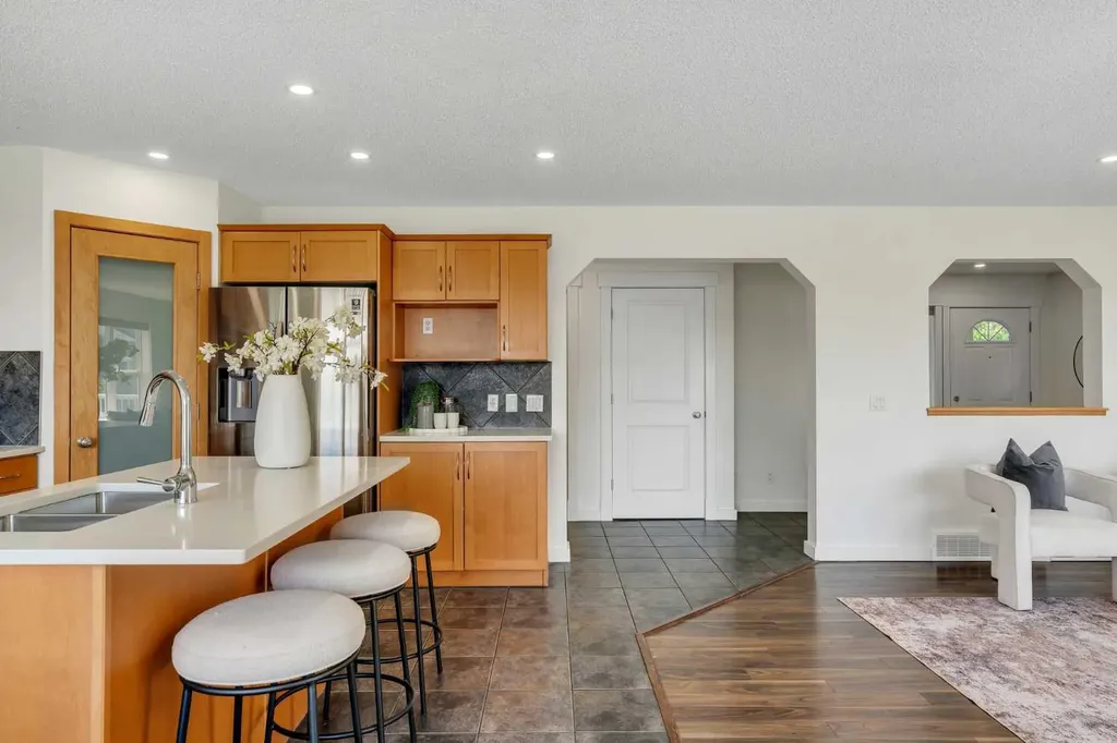 438 Sagewood Park SW Airdrie AB T4B 3A9