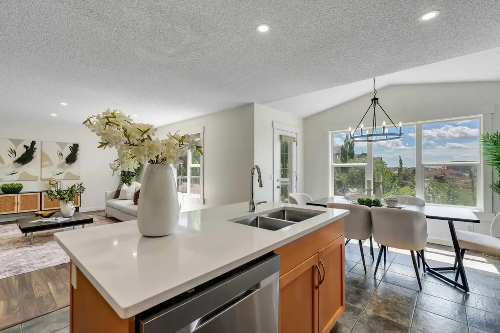 438 Sagewood Park SW Airdrie AB T4B 3A9
