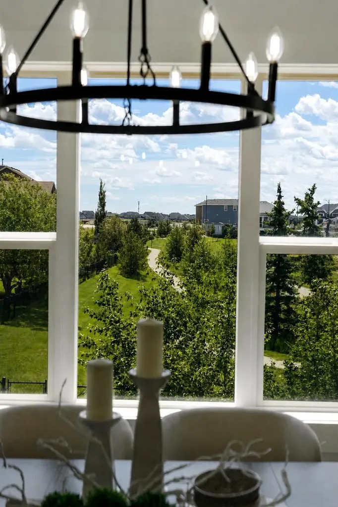 438 Sagewood Park SW Airdrie AB T4B 3A9