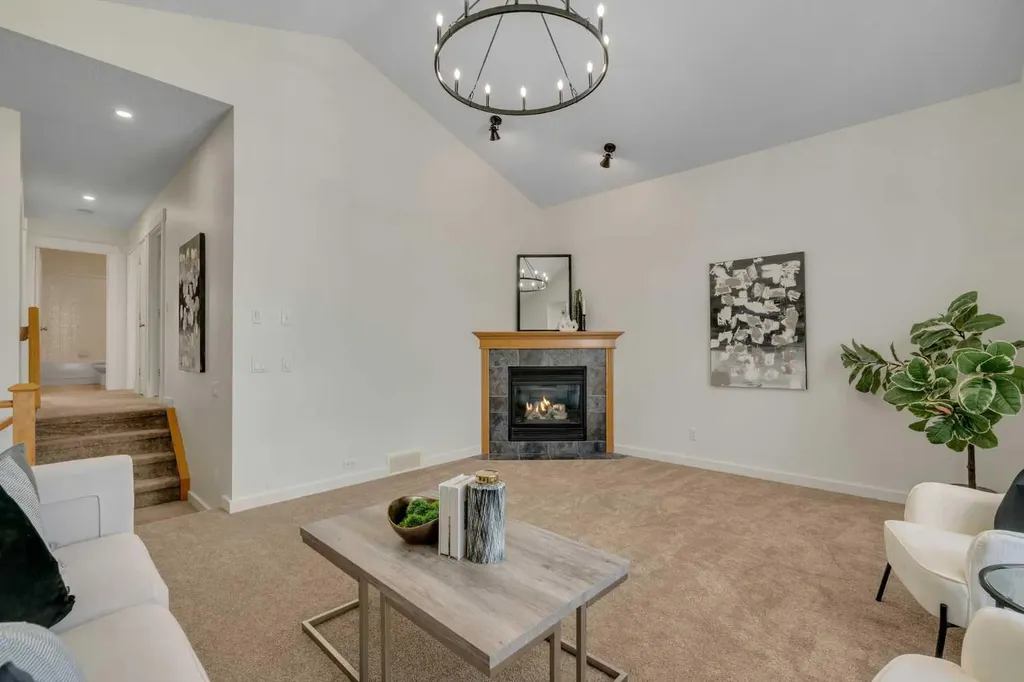 438 Sagewood Park SW Airdrie AB T4B 3A9