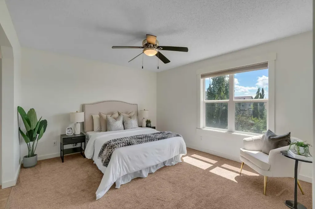 438 Sagewood Park SW Airdrie AB T4B 3A9