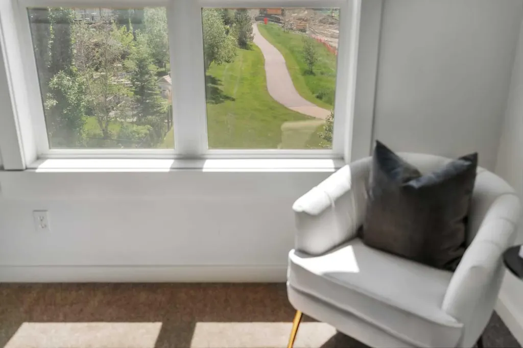 438 Sagewood Park SW Airdrie AB T4B 3A9