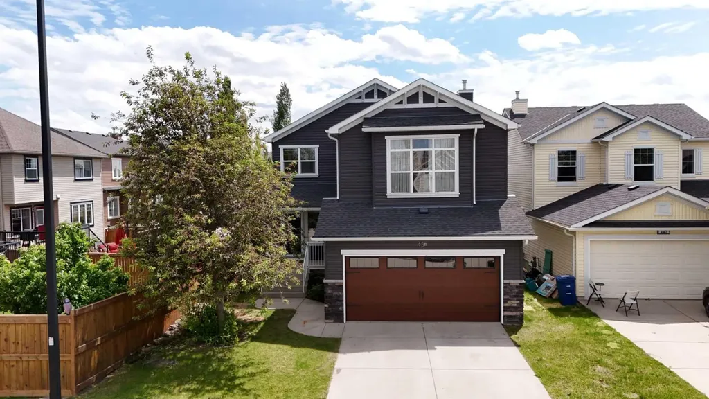 438 Sagewood Park SW Airdrie AB T4B 3A9