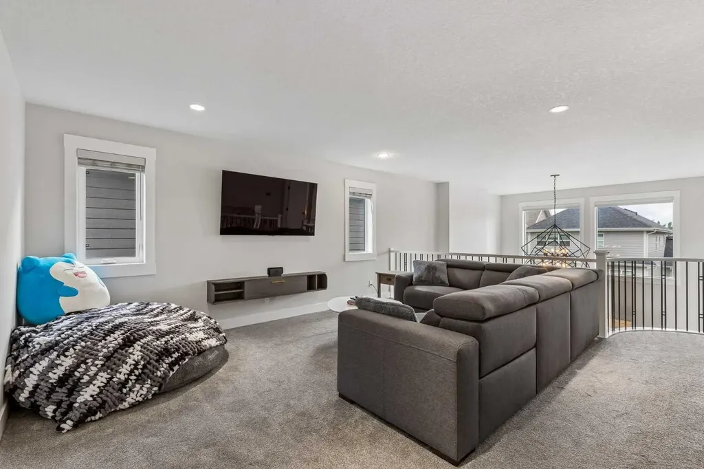 60 Auburn Shores Lane SE Calgary AB T3M 2G1