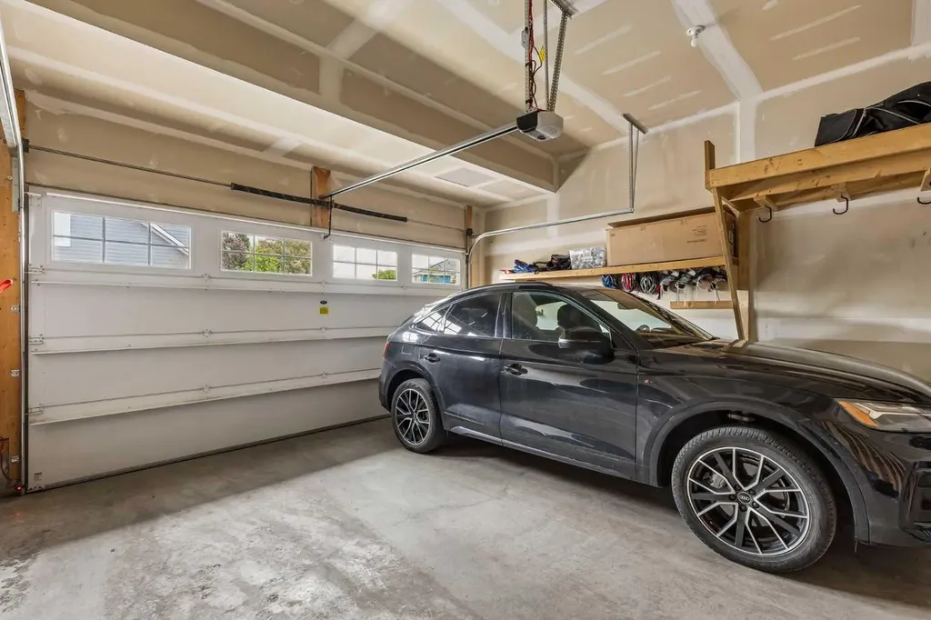 60 Auburn Shores Lane SE Calgary AB T3M 2G1