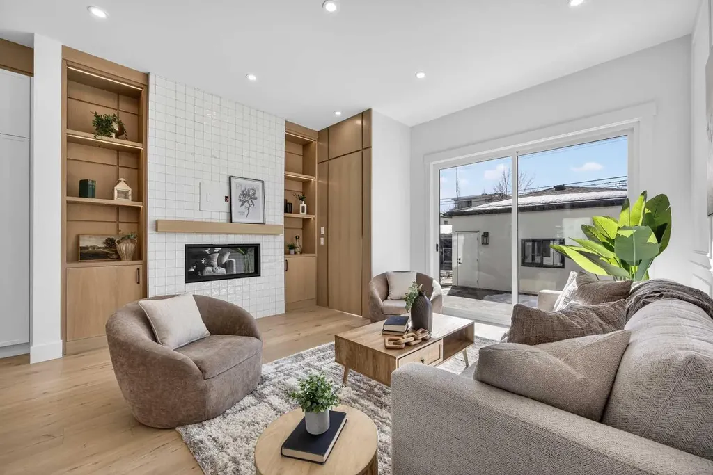 1011 18 Avenue NW Calgary AB T2M 0V8