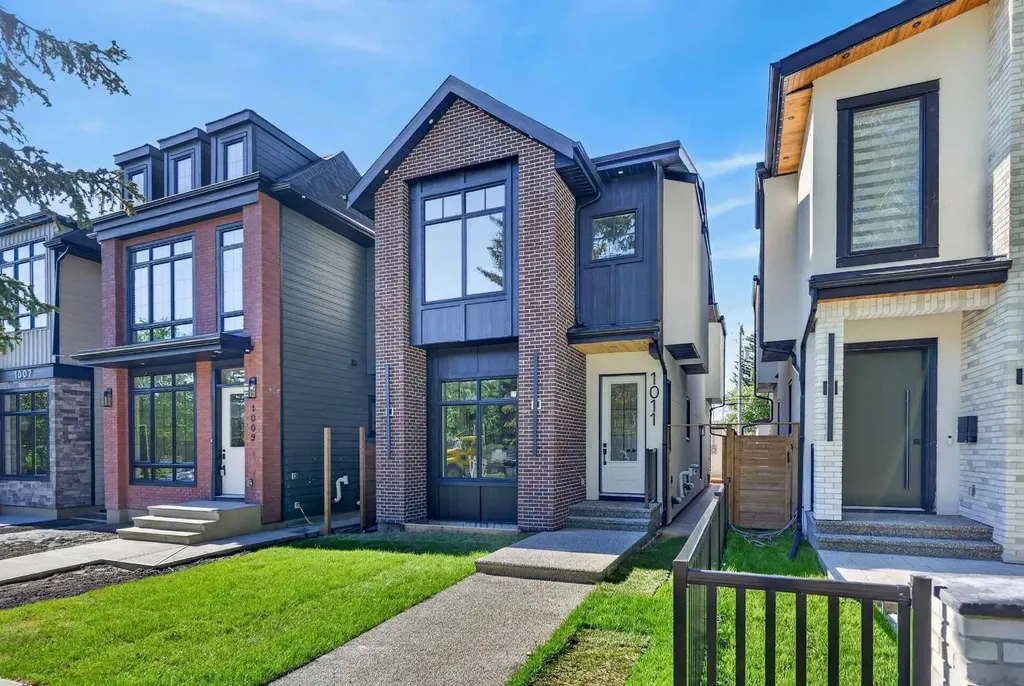 1011 18 Avenue NW Calgary AB T2M 0V8
