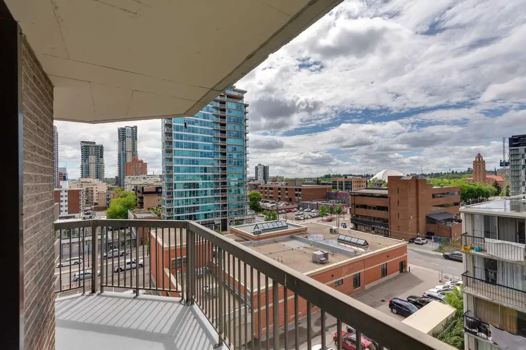 215 14 Avenue SW Calgary AB T2R0M2