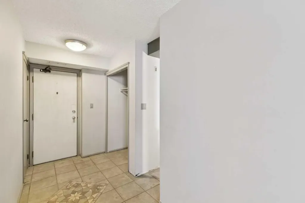215 14 Avenue SW Calgary AB T2R0M2