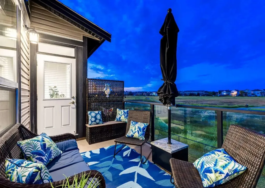1086 Williamstown Boulevard NW Airdrie AB T4B3T9