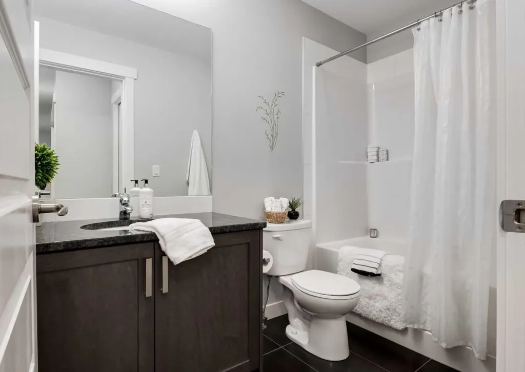 1086 Williamstown Boulevard NW Airdrie AB T4B3T9