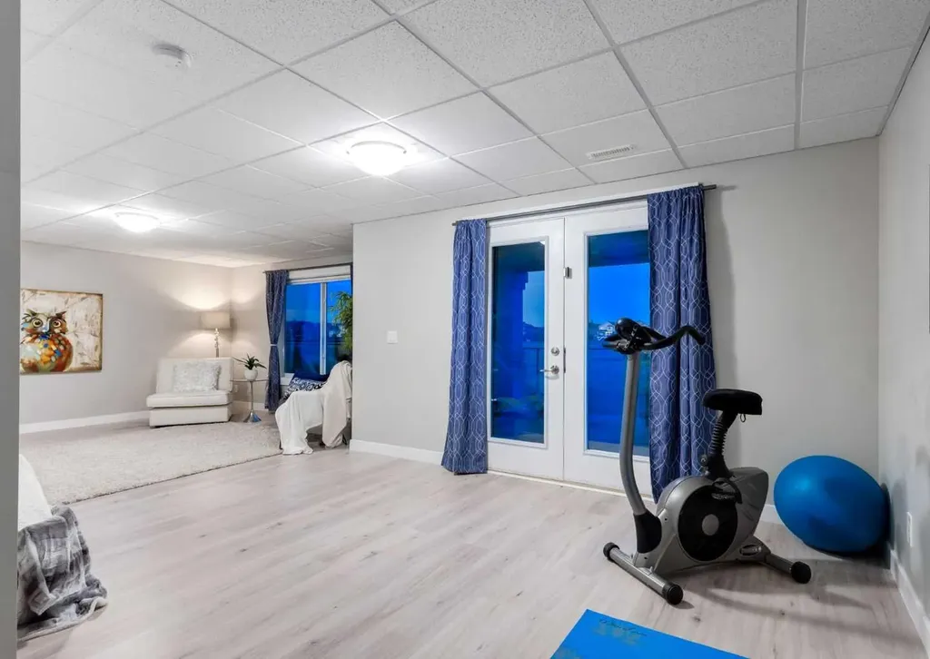 1086 Williamstown Boulevard NW Airdrie AB T4B3T9