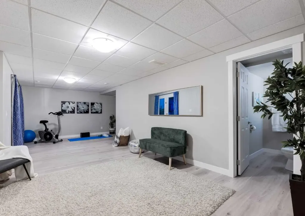 1086 Williamstown Boulevard NW Airdrie AB T4B3T9