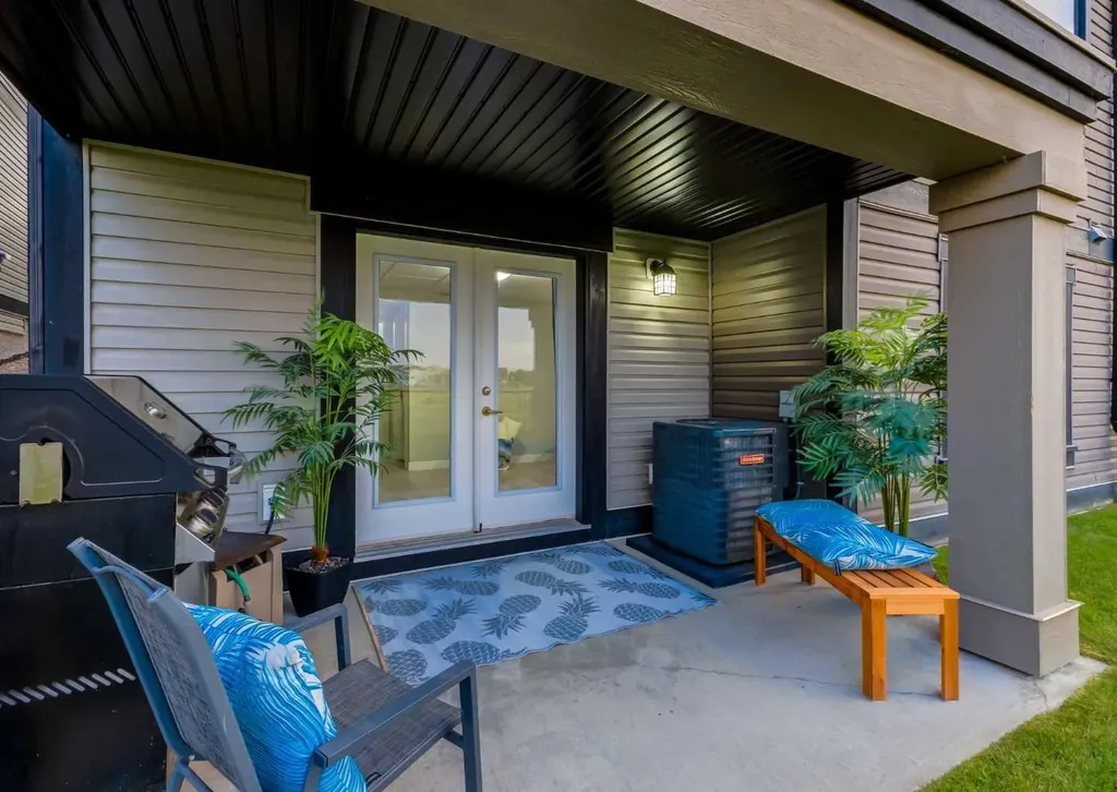 1086 Williamstown Boulevard NW Airdrie AB T4B3T9