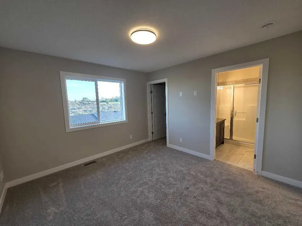 1122 Cobblestone Boulevard SW Airdrie AB T4B 5W5