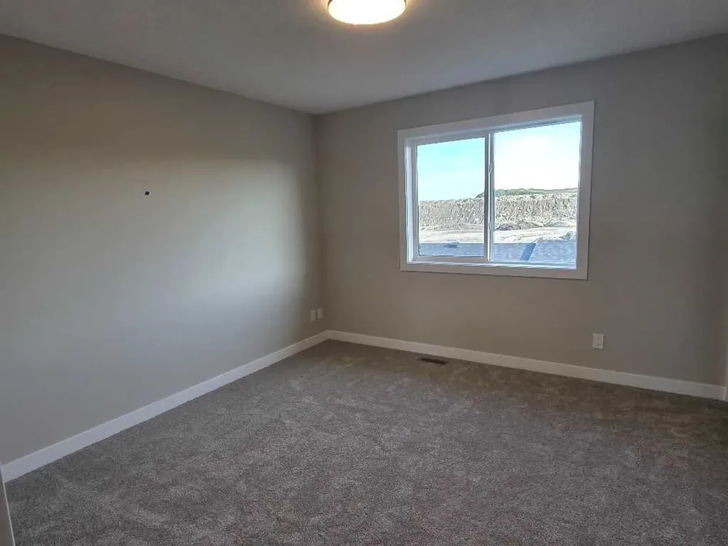1122 Cobblestone Boulevard SW Airdrie AB T4B 5W5