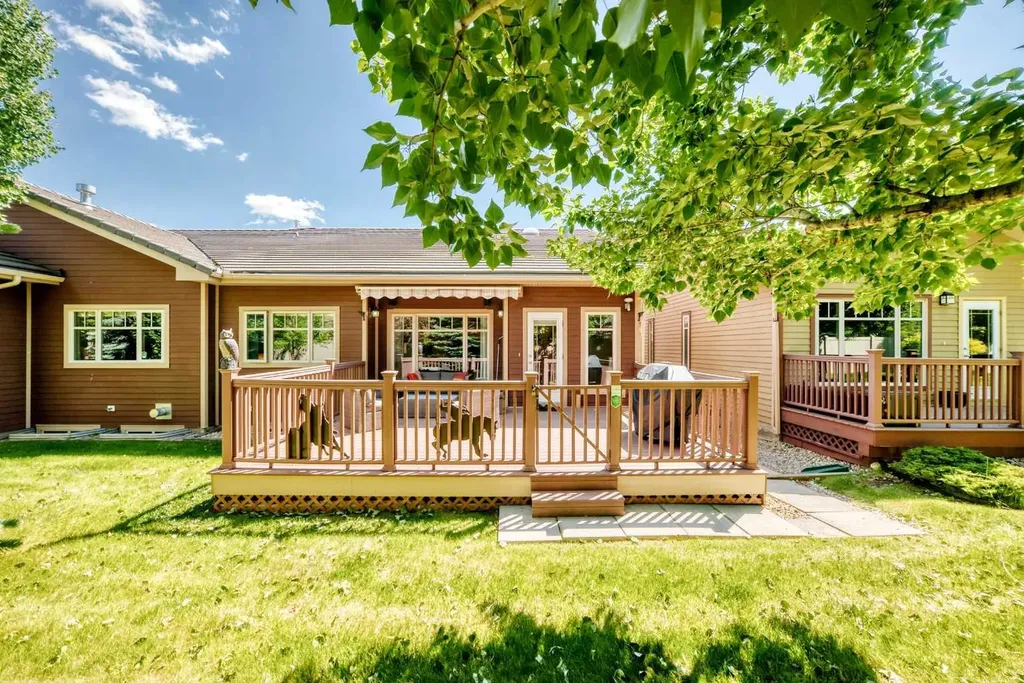 253 Bridle Estates Road SW Calgary AB T2Y 0G1