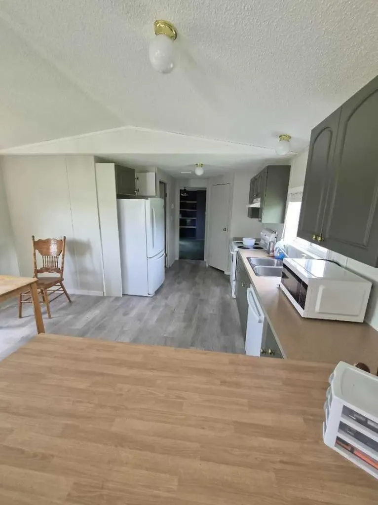 734045 Range Road 112 Hythe AB T0H 2C0
