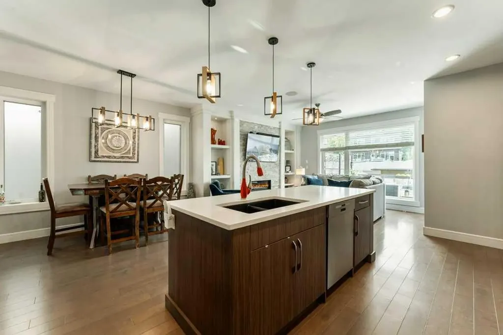 1939 26 Avenue SW Calgary AB T2T 1E4