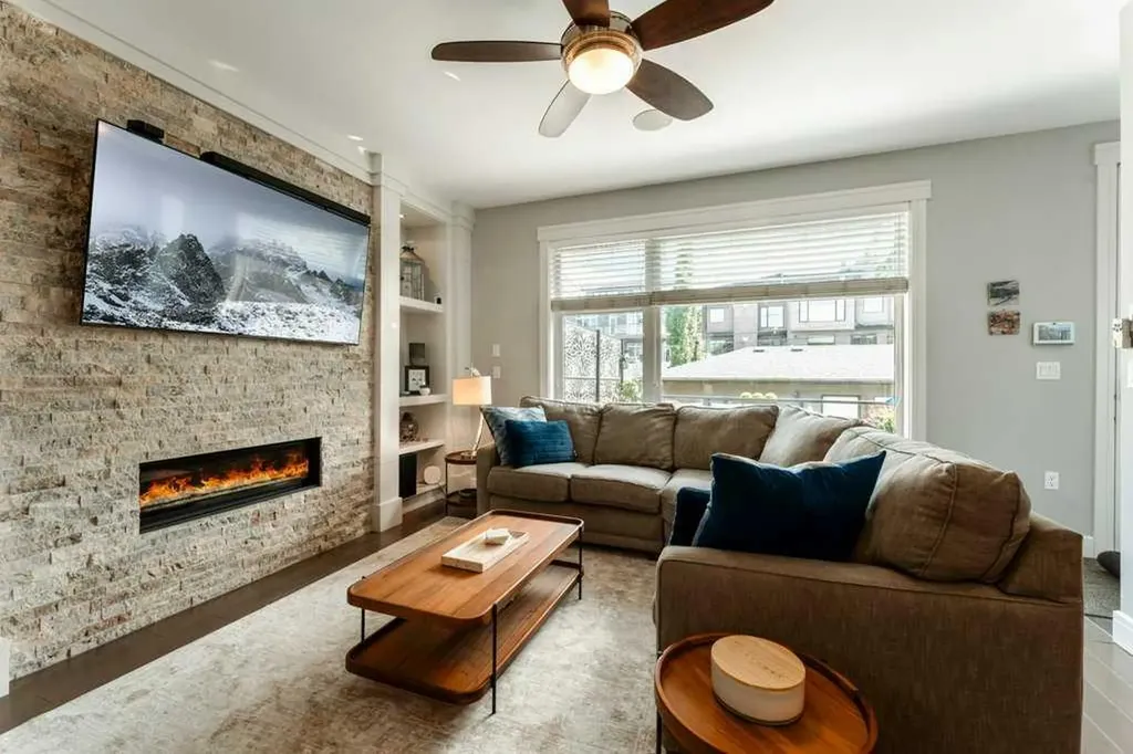 1939 26 Avenue SW Calgary AB T2T 1E4