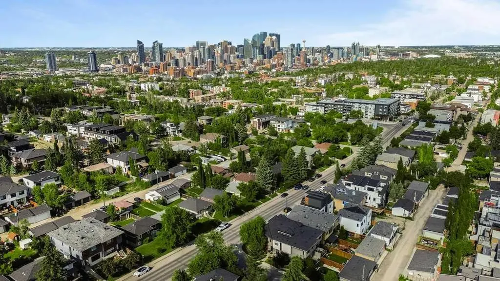 1939 26 Avenue SW Calgary AB T2T 1E4