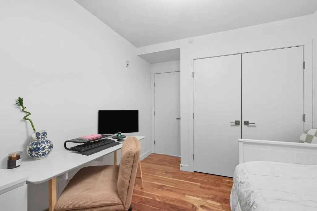 1029 15 Avenue SW Calgary AB T2R0S5