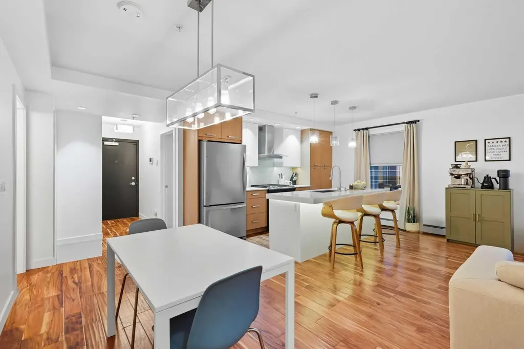1029 15 Avenue SW Calgary AB T2R0S5