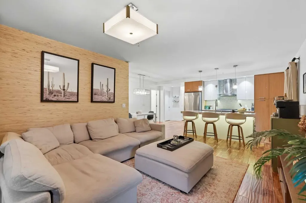 1029 15 Avenue SW Calgary AB T2R0S5