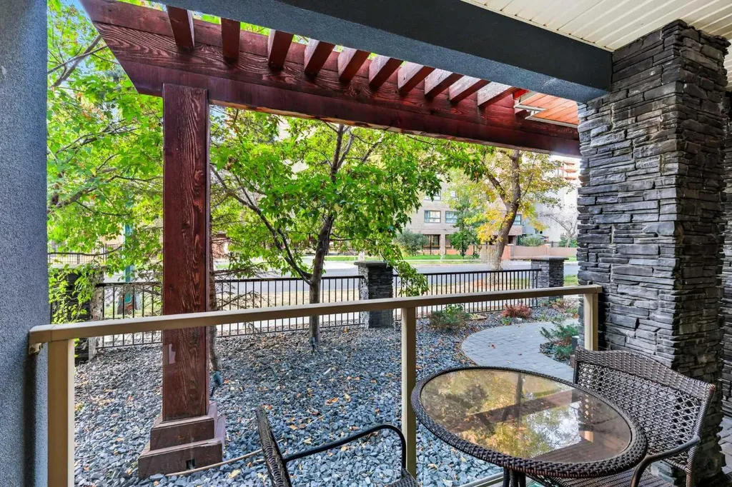 1029 15 Avenue SW Calgary AB T2R0S5