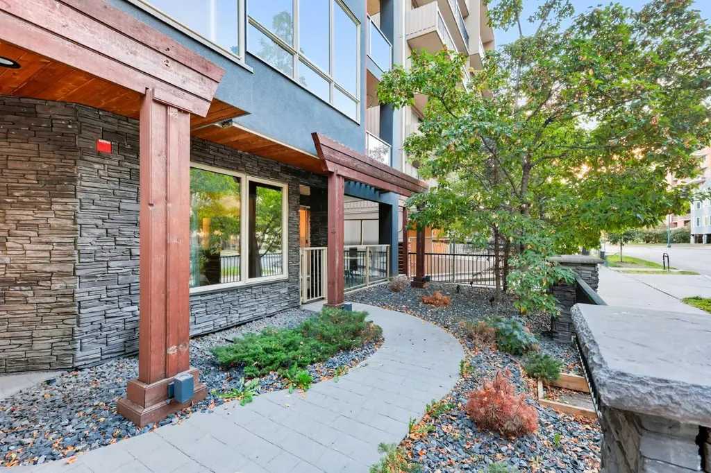 1029 15 Avenue SW Calgary AB T2R0S5