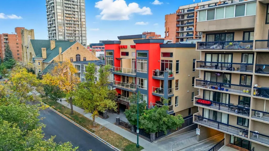 1029 15 Avenue SW Calgary AB T2R0S5