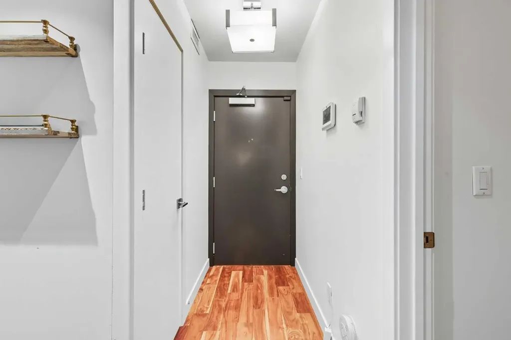 1029 15 Avenue SW Calgary AB T2R0S5