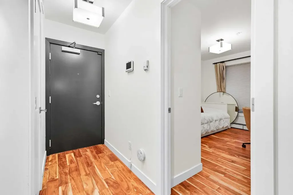 1029 15 Avenue SW Calgary AB T2R0S5