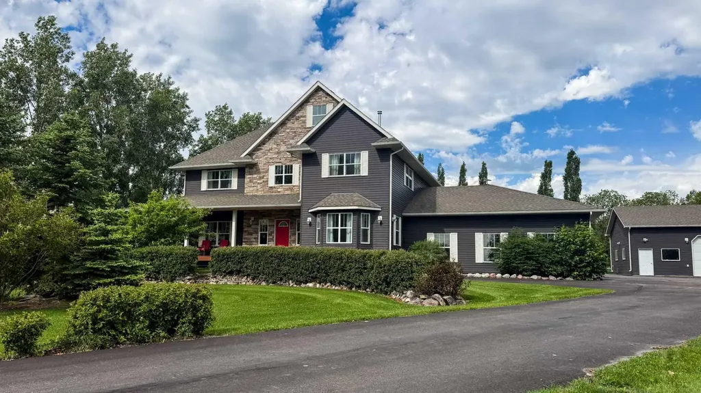 33049 Range Road 12 Rural Mountain View County AB T4H 4N3