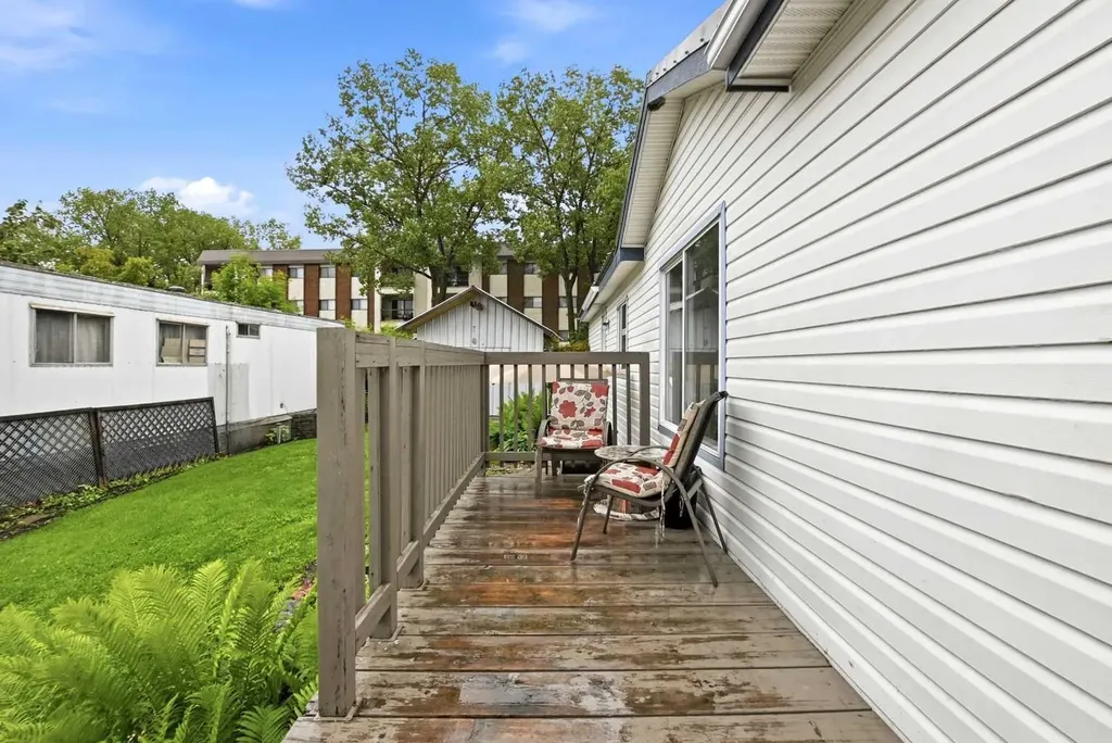 5029 34 Street Red Deer AB T4N 0P4