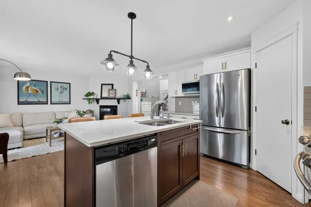 240 Auburn Glen Manor SE Calgary AB T3M 0L2