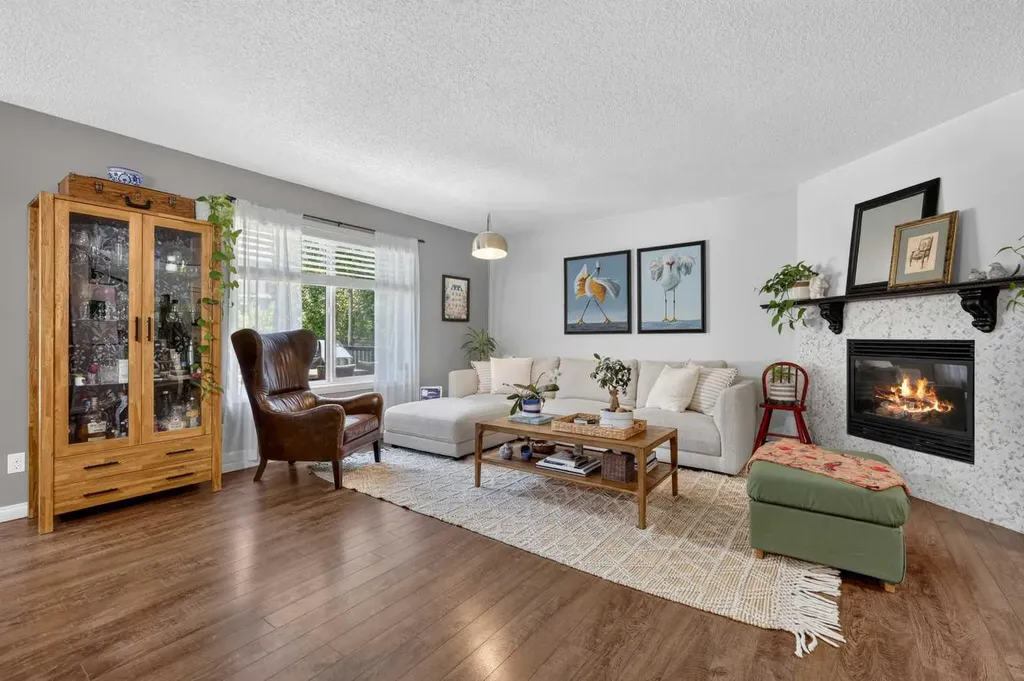 240 Auburn Glen Manor SE Calgary AB T3M 0L2