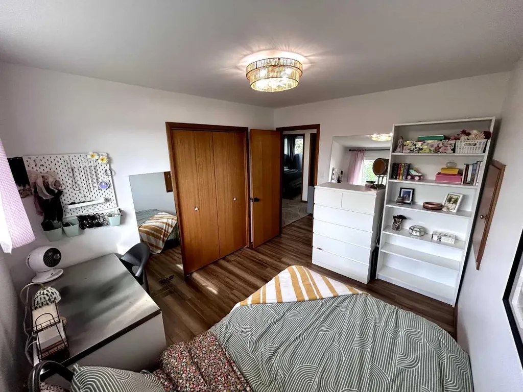 668 Prospect Drive SW Medicine Hat AB T1A 4C1
