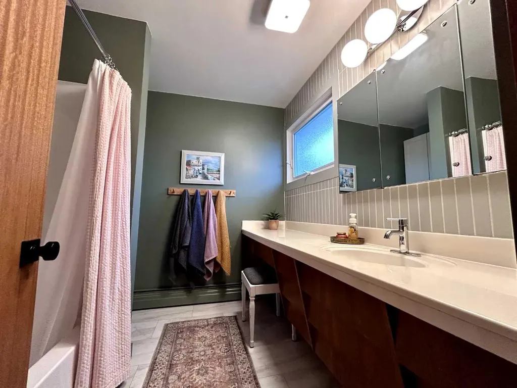 668 Prospect Drive SW Medicine Hat AB T1A 4C1