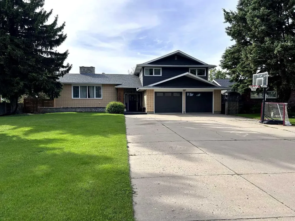 668 Prospect Drive SW Medicine Hat AB T1A 4C1