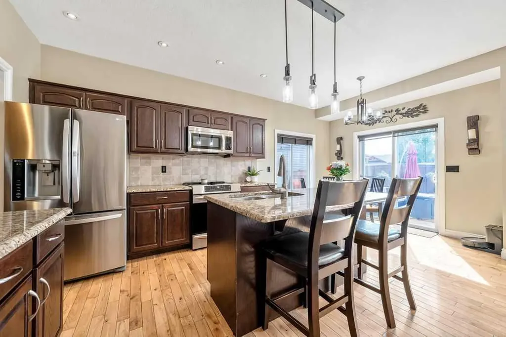 709 3 Street SW Diamond Valley AB T0L 0H0